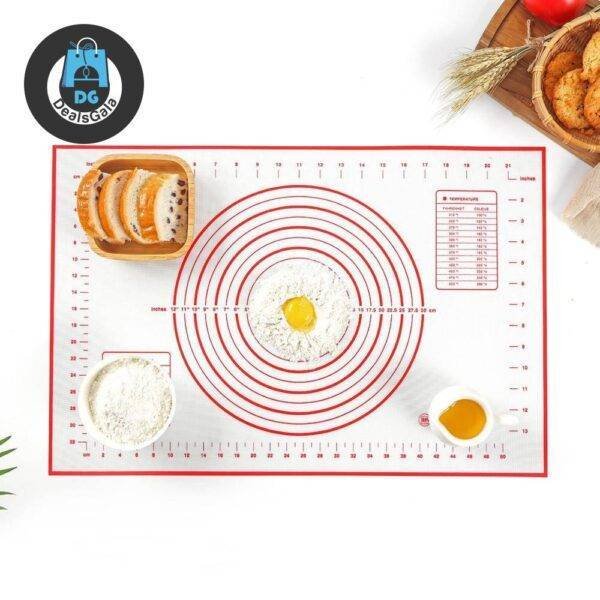 Silicone Baking Mat in Multiple Sizes Home Equipment / Appliances cb5feb1b7314637725a2e7: Black 29x26cm|Black 60x40cm|Red 29x26cm|Red 60x40cm