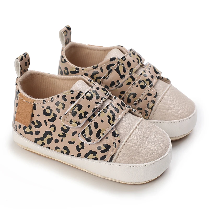 D73 Leopard print